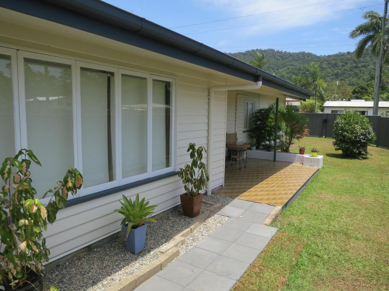 Edge Hill Clean & Green Cairns, 7 Minutes From The Airport, 7 Minutes To Cairns Cbd & Reef Fleet Terminal Extérieur photo